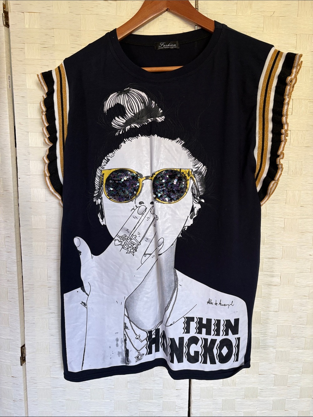 Women’s Short Sleeve KISS Shirt Sequined Top - Size L